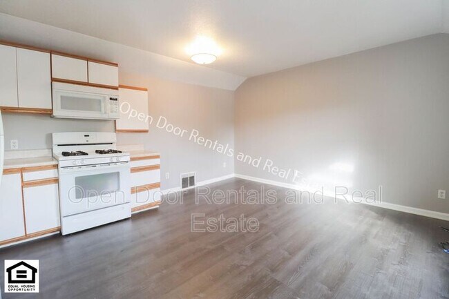 Foto del edificio - 300 1/2 E King St