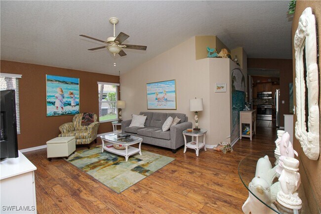 Building Photo - 306 Emerald Bay Cir