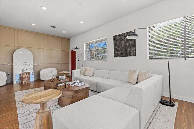 Foto del edificio - 611 SW 4th Ct