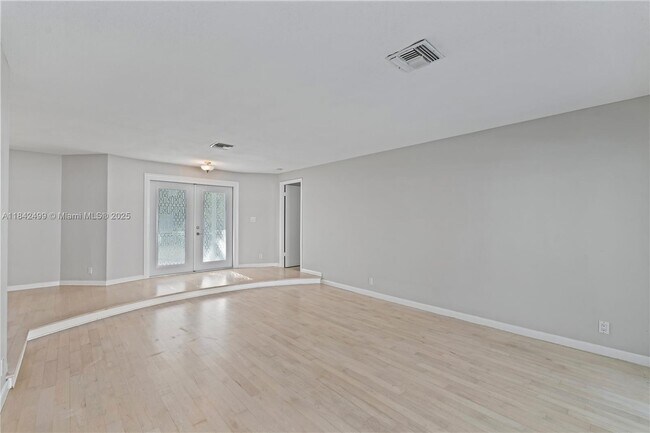Foto del edificio - 565 NE Olive Way