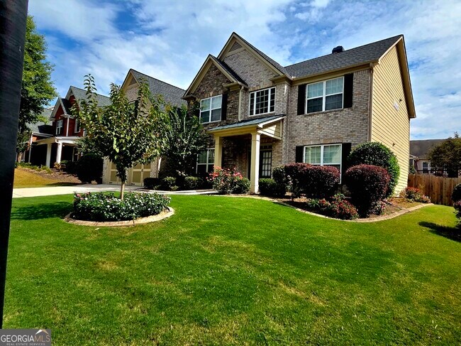 Foto del edificio - 1355 Magnolia Park Cir