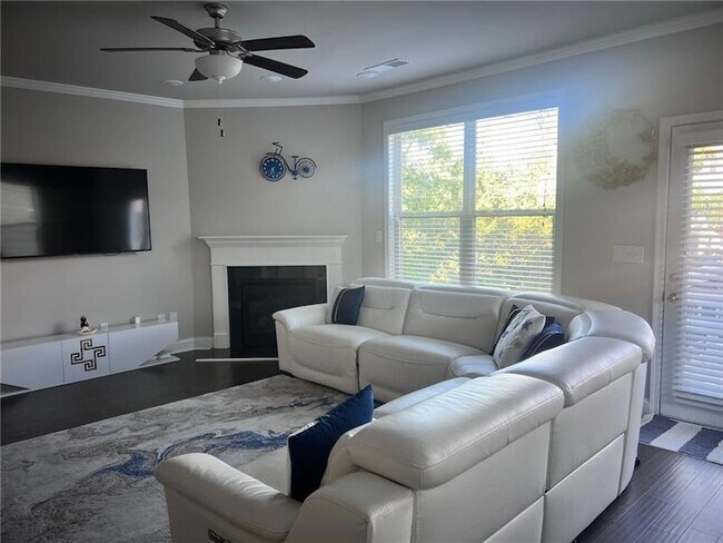 Photo - 2085 Manor Pointe Dr Townhome