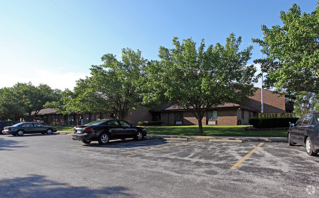 Primary Photo - Cedar Park Apartments