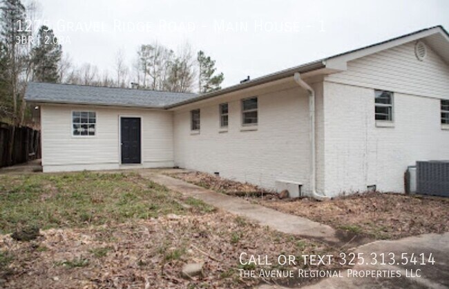 Building Photo - Your Dream Home Awaits!