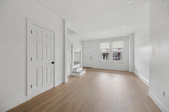 Foto del edificio - 5831 Osage Ave