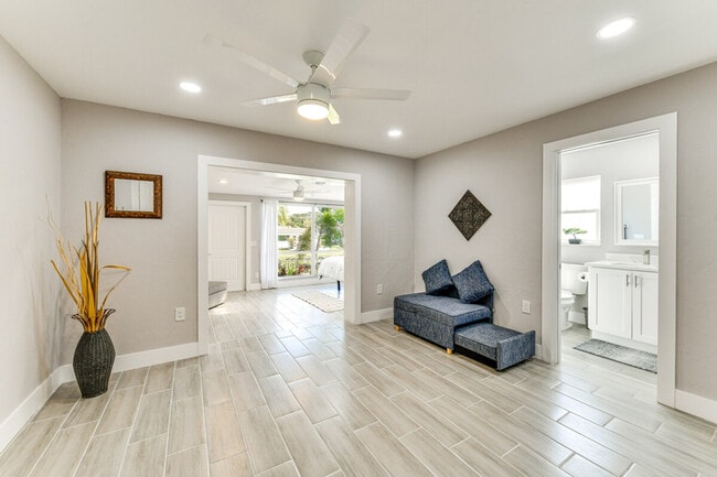 Building Photo - 2473 Yorkshire Dr