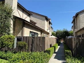 Building Photo - 1147 Arcadia Ave