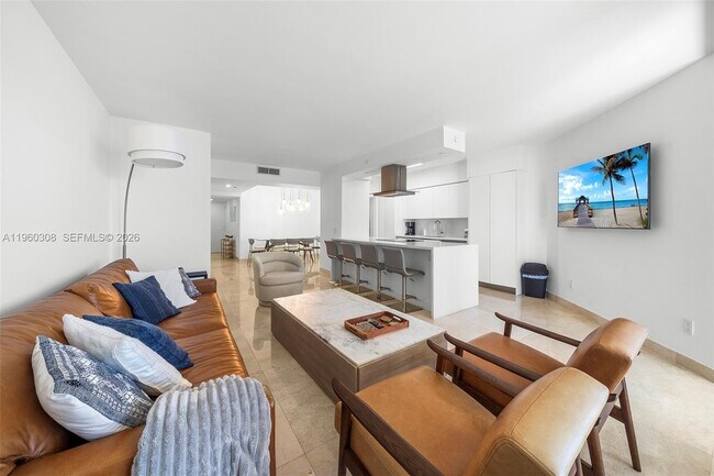 Foto del edificio - 4779 Collins Ave