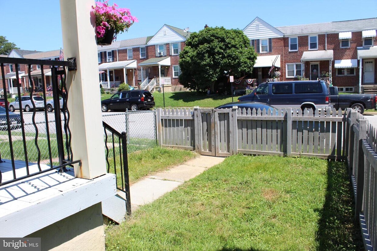 Foto principal - 7333 Kirtley Rd