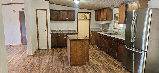 Foto del edificio - 3864 Wendell St