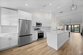 Building Photo - 302 Pinecrest Cir