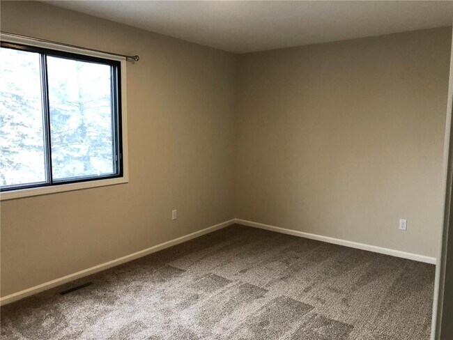 Building Photo - 13597 Zenith Ln