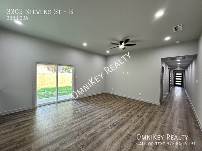Foto del edificio - 3305 Stevens St