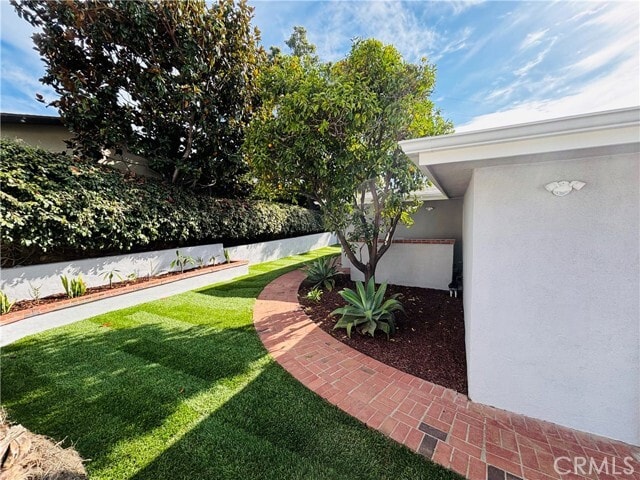 Building Photo - 34435 Calle Naranja