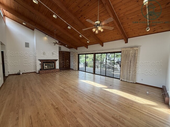 Building Photo - Large Three Bedroom Carmel Valley Home