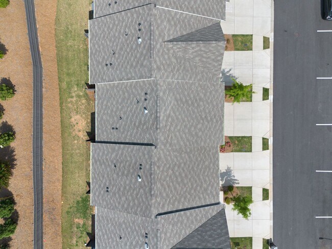 Foto del edificio - 3604 Silvery Wy