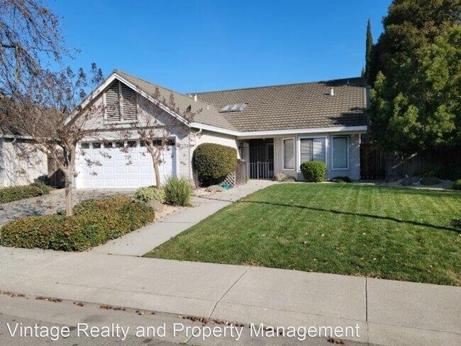 Building Photo - 3 br, 2 bath House - 7134 Lighthouse Dr.