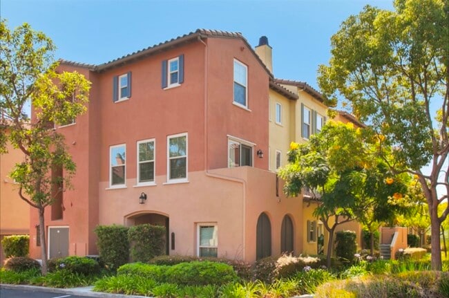 Building Photo - 2702 Escala Cir