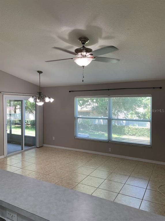 Building Photo - 640 Villa Ct