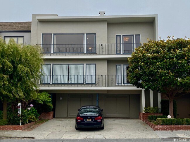 Building Photo - 57 Heather Ave