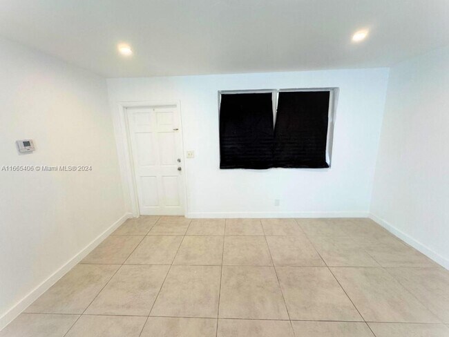 Foto del edificio - 413 SW 4th Terrace
