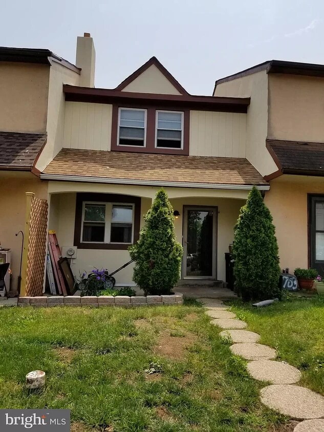 702 Walnut Ridge Dr, Pottstown, PA 19464 House Rental in Pottstown