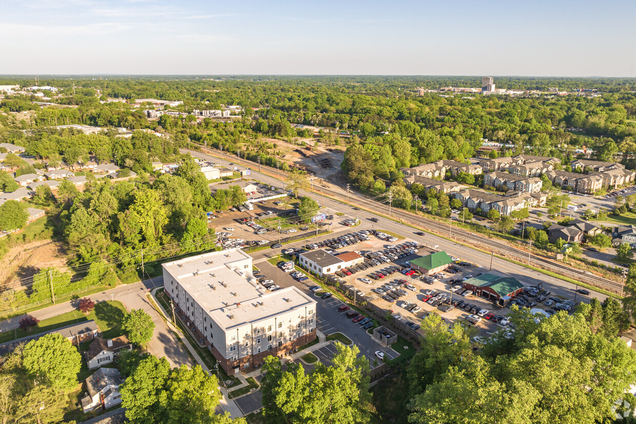 Aerial Photo - 600 Station Square Apartments