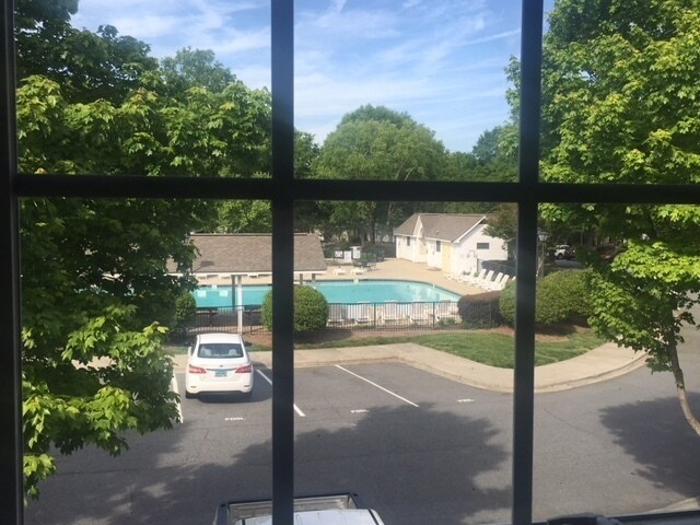 Building Photo - 2 Bedroom Townhome for Rent!