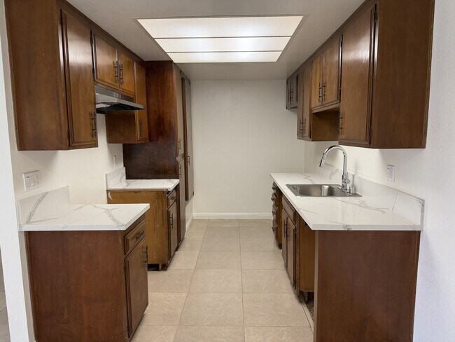 Foto del edificio - 12635 Franklin Ct