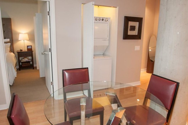 Foto del edificio - 851 W Blackhawk St