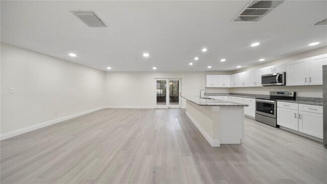 Foto del edificio - 2662 Derbyshire Rd
