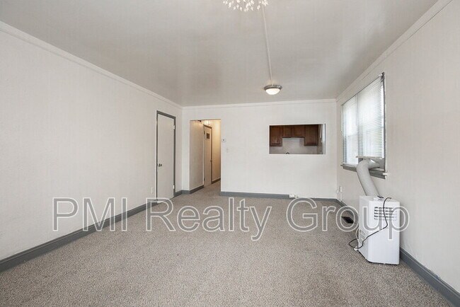 Foto del edificio - 1520 Coventry Rd