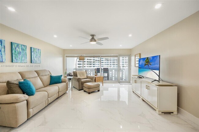 Foto del edificio - 2100 S Ocean Dr