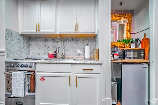 Foto del edificio - Main Plaza Apartments