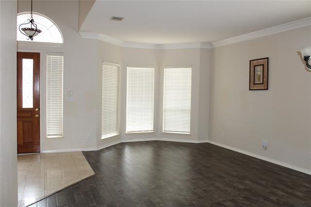 Building Photo - 8509 Mustang Dr