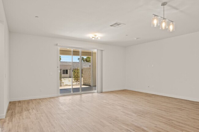 Building Photo - 49221 Garland St