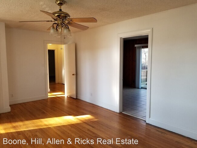 Building Photo - 3 br, 1 bath House - 3579 Dortches Boulevard