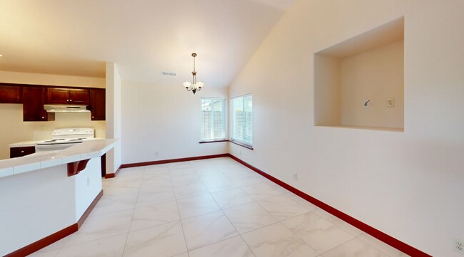 Foto del edificio - 2292 Golden Ave