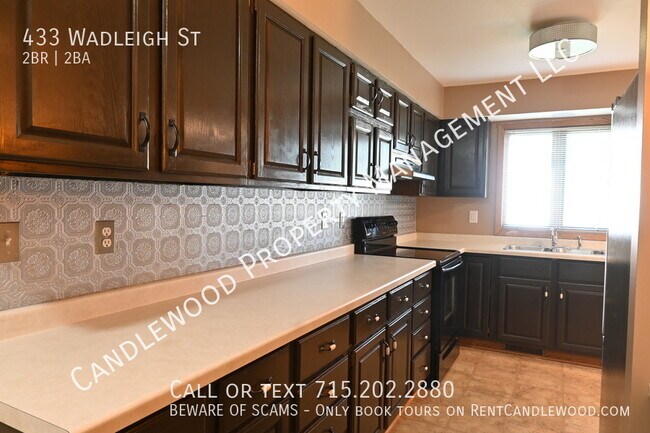 Building Photo - Dog Friendly Two Bedroom Single Family Hom...