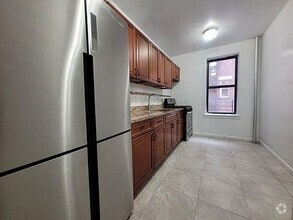 Building Photo - 853 Walton Ave