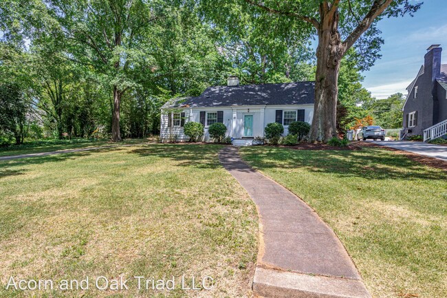 Building Photo - 3 br, 2 bath House - 220 W Avondale Dr
