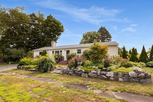 Building Photo - 14 Wallis Rd