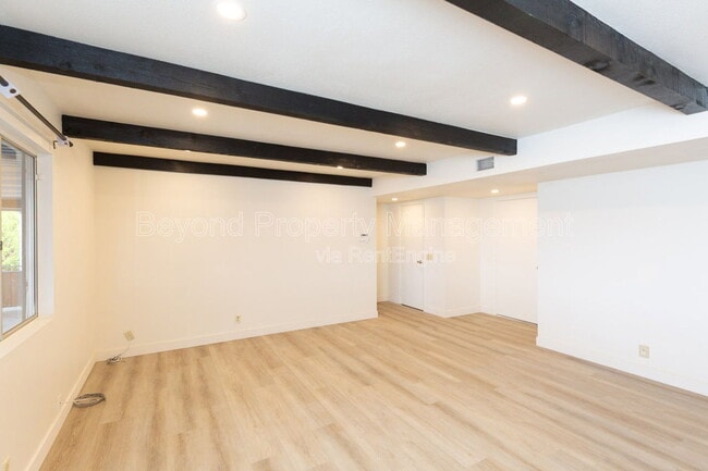 Building Photo - 3725 Orion Dr