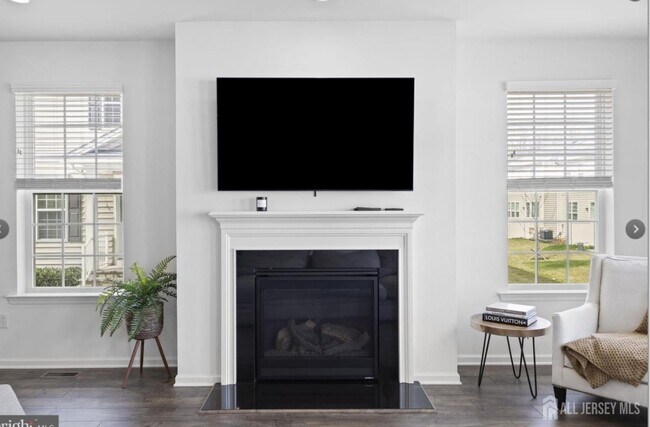 Foto del edificio - 25 Larkspur Ln