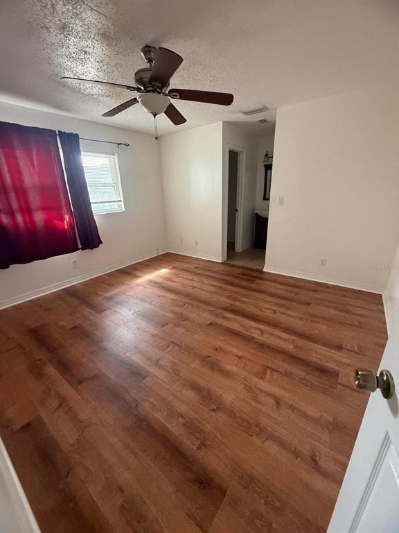 Foto del edificio - 4913 E Liberty St