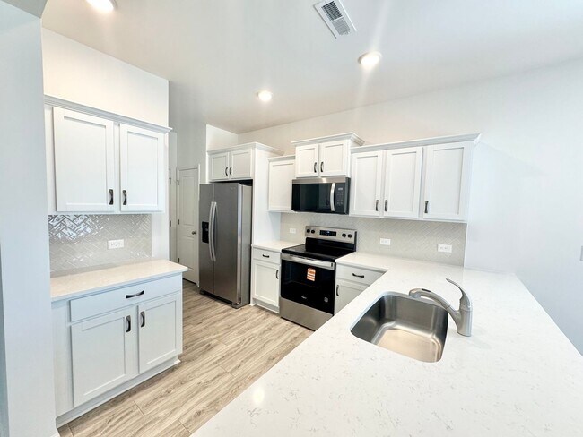 Foto del edificio - New Home in Shay Crossing coming soon! 3 br 2.5 ba home - AVAILABLE AUGUST 2026
