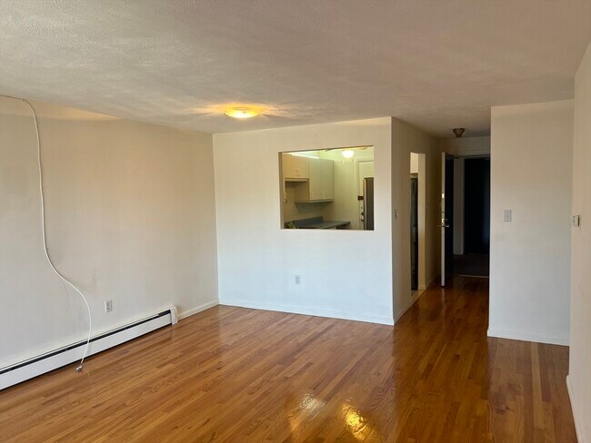 Building Photo - 200 Governors Dr