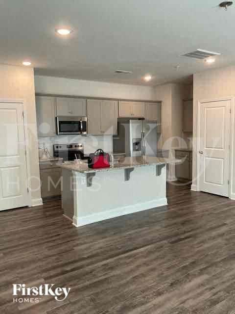 Foto del edificio - 2021 Cypress Village Dr NW