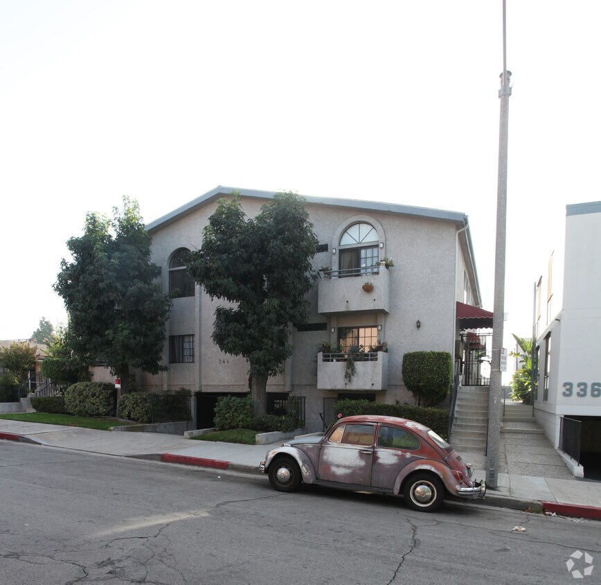 Foto del edificio - 344 E Santa Anita Ave