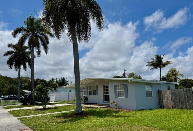 Foto del edificio - 1601 NE 47th St